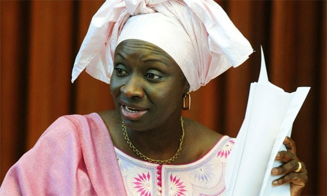 Vérification des parrainages - C’est compliqué pour Aminata Touré