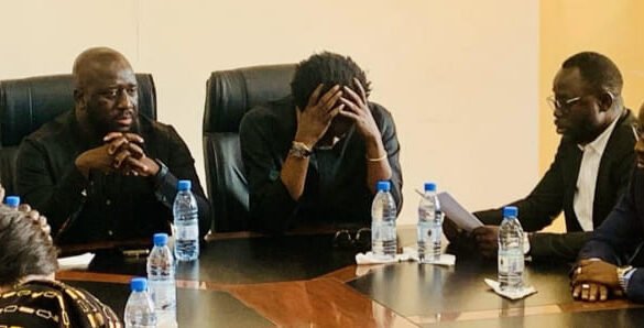 Porté "disparu", revoilà Yakham Mbaye Advertisement