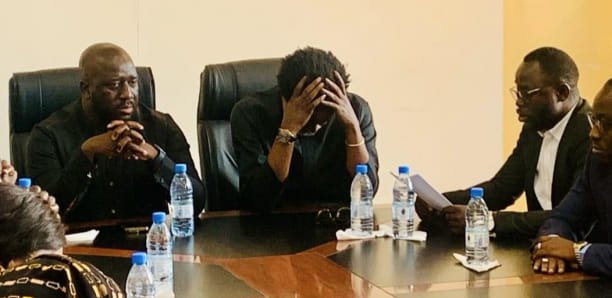 Porté "disparu", revoilà Yakham Mbaye Advertisement