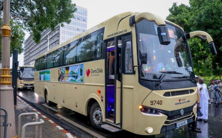 Transport : « Dakar Dem Dikk, ses milliers de CDI et son déficit de chauffeurs » (Ministre)