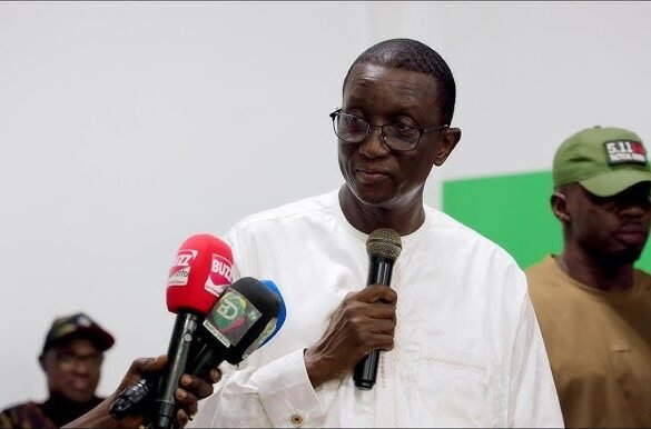 «Diomaye-Sonko» : Amadou Bâ sort les griffes