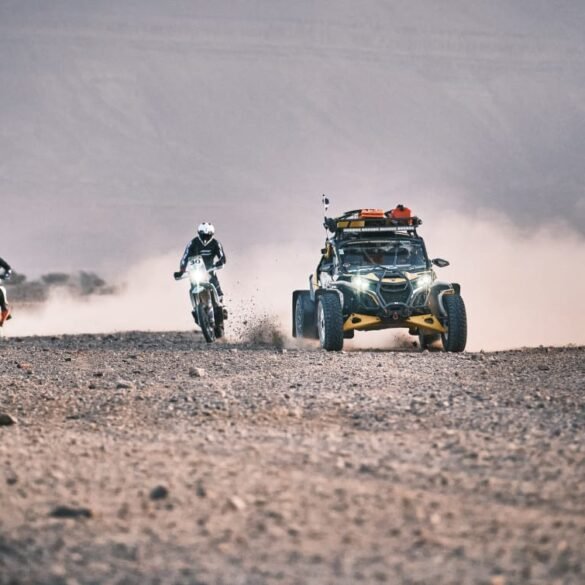 16e AFRICA ECO RACE/7ᵉ ÉTAPE BENICHAB-AMODJAR La course fait rage malgré quelques désagréments