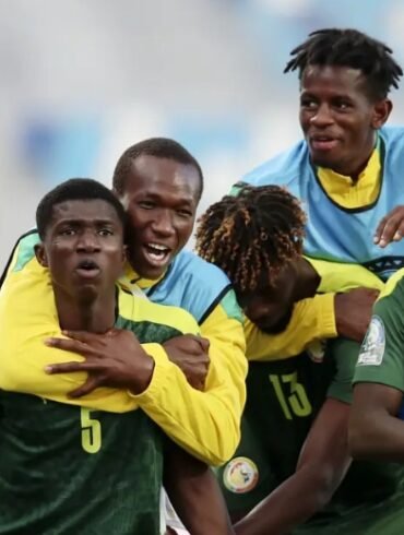 FOOT/CHAN 2024 (1er au 28 fév 2025) Quelles deux équipes pour compléter les 19 ?