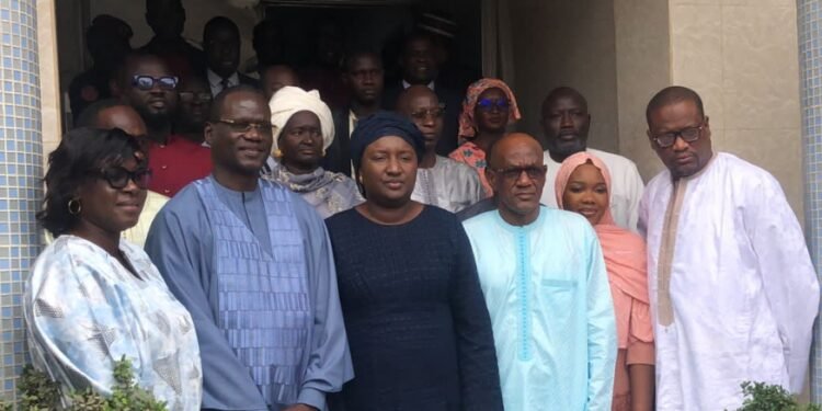 PRESIDENCE DE LA FEDRATION SENEGALAISE DU SPORT UNIVERSITAIRE (FSSU) Le Dr Ameth Dieng, installé avec ses membres